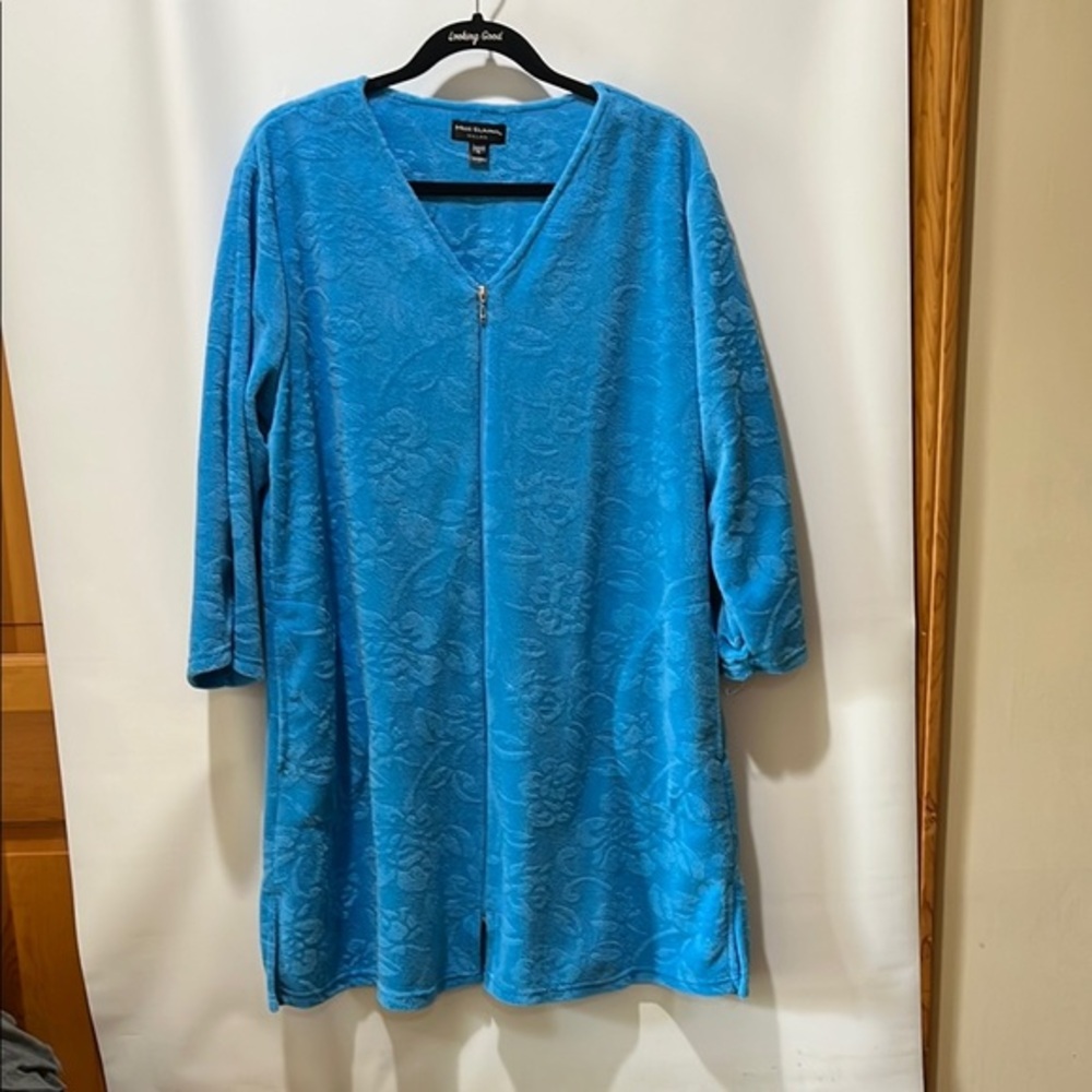Miss Elaine Relax Sky Blue Robe size Large